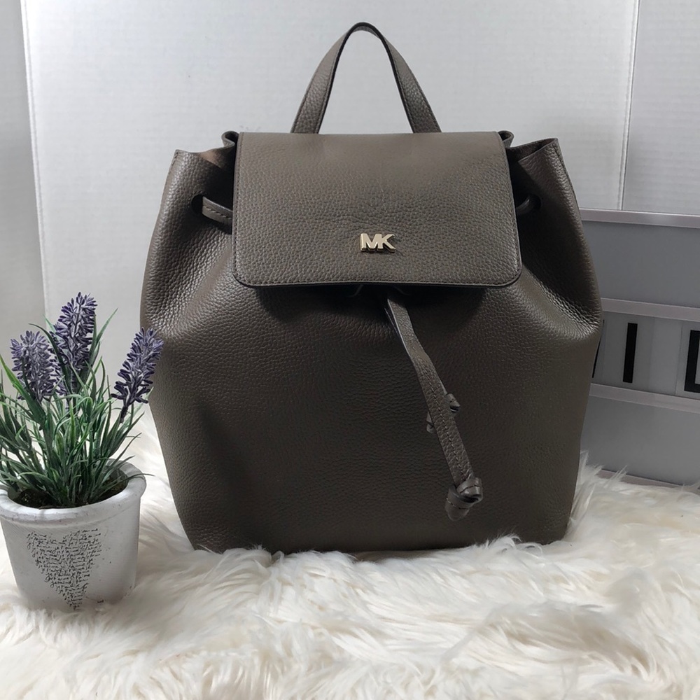 *SOLD* Michael Kors Junie Flap Backpack Leather